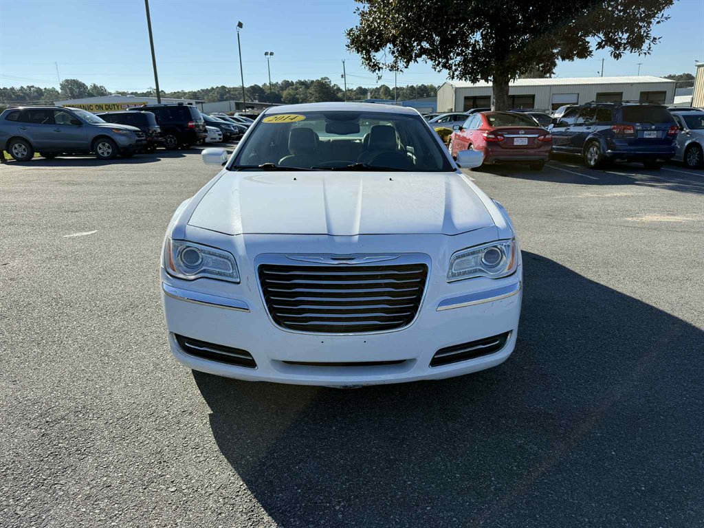 2014 Chrysler 300 Base's photo