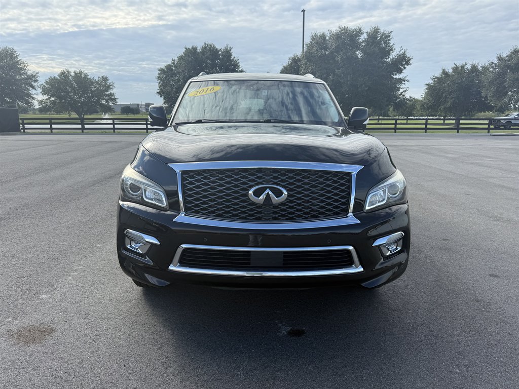 2016 INFINITI QX80 Base's photo