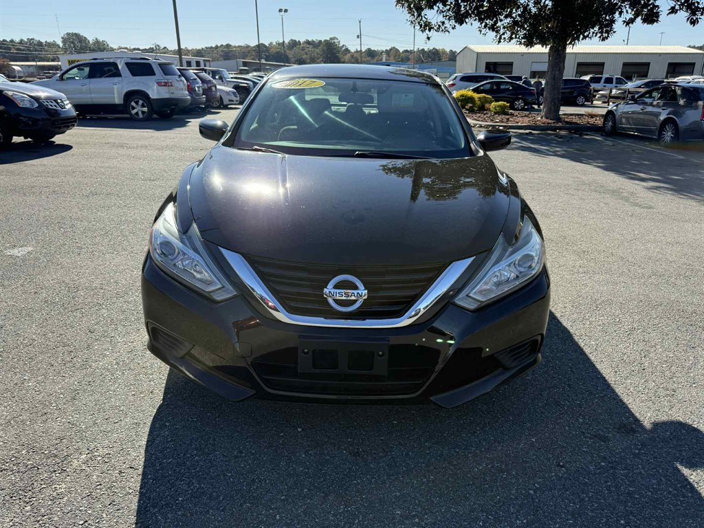 2017 Nissan Altima S's photo