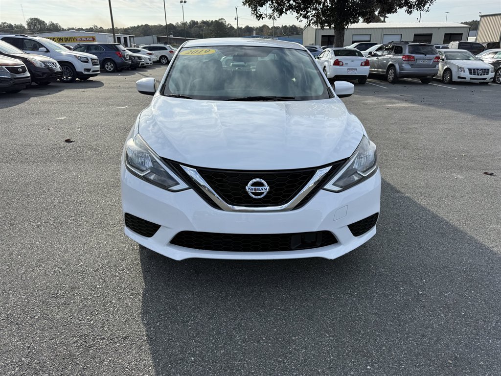 2019 Nissan Sentra S's photo