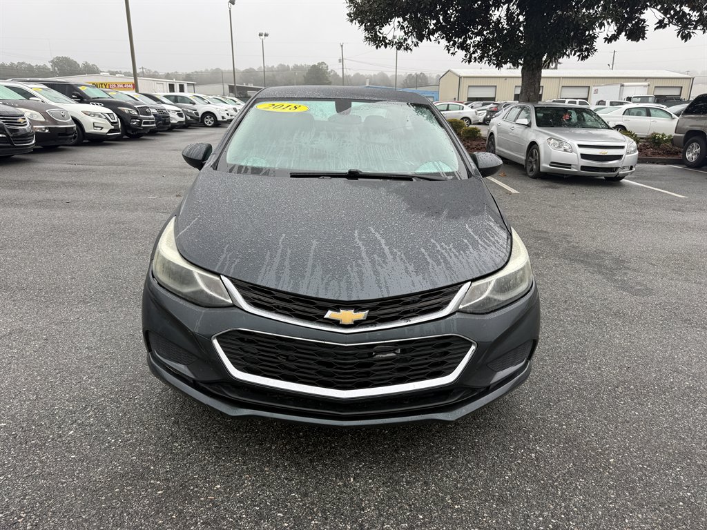 2018 Chevrolet Cruze LT's photo