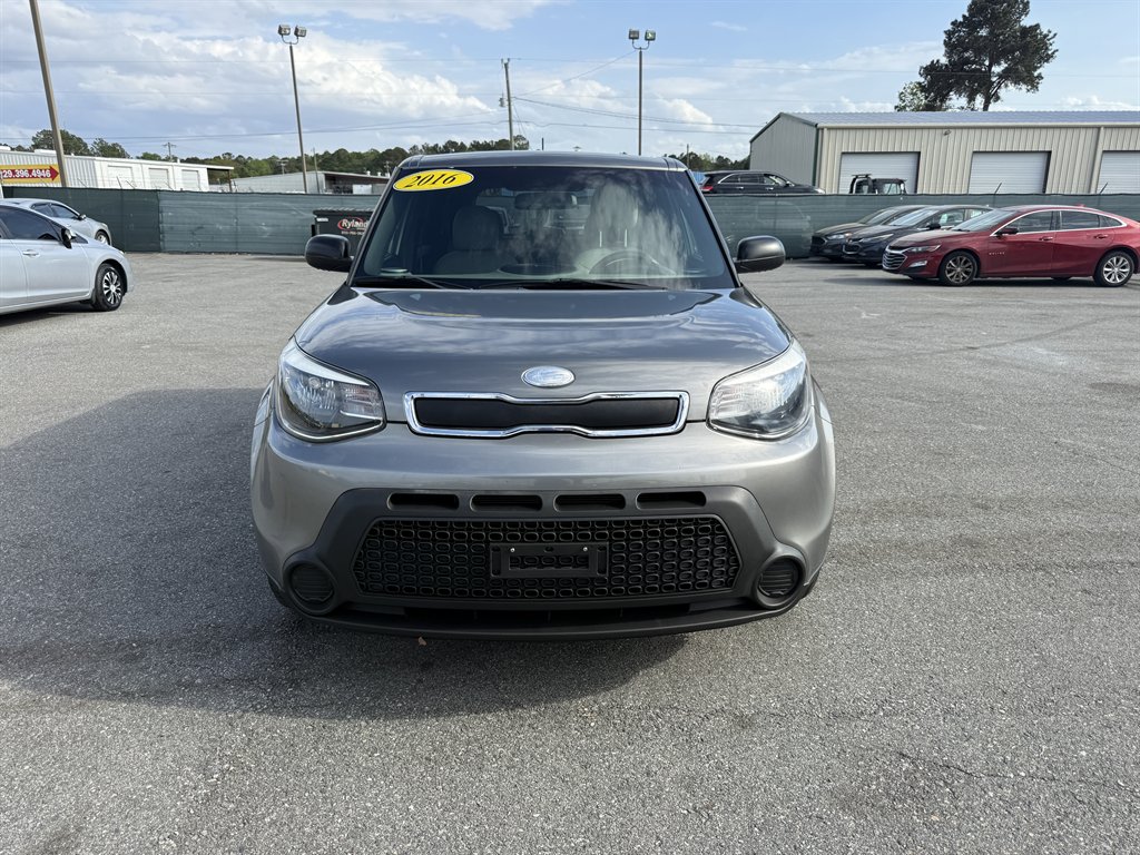 2016 Kia Soul 1.6L Base 5-Door's photo
