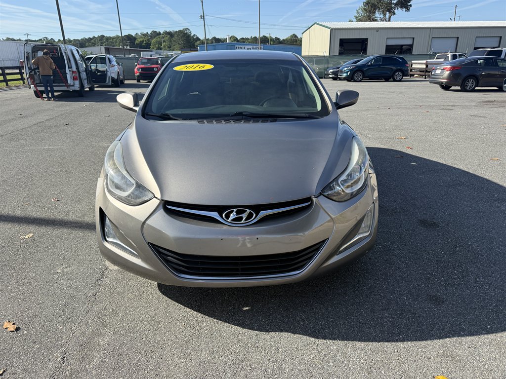 2016 Hyundai Elantra 1.8 SE M/T's photo
