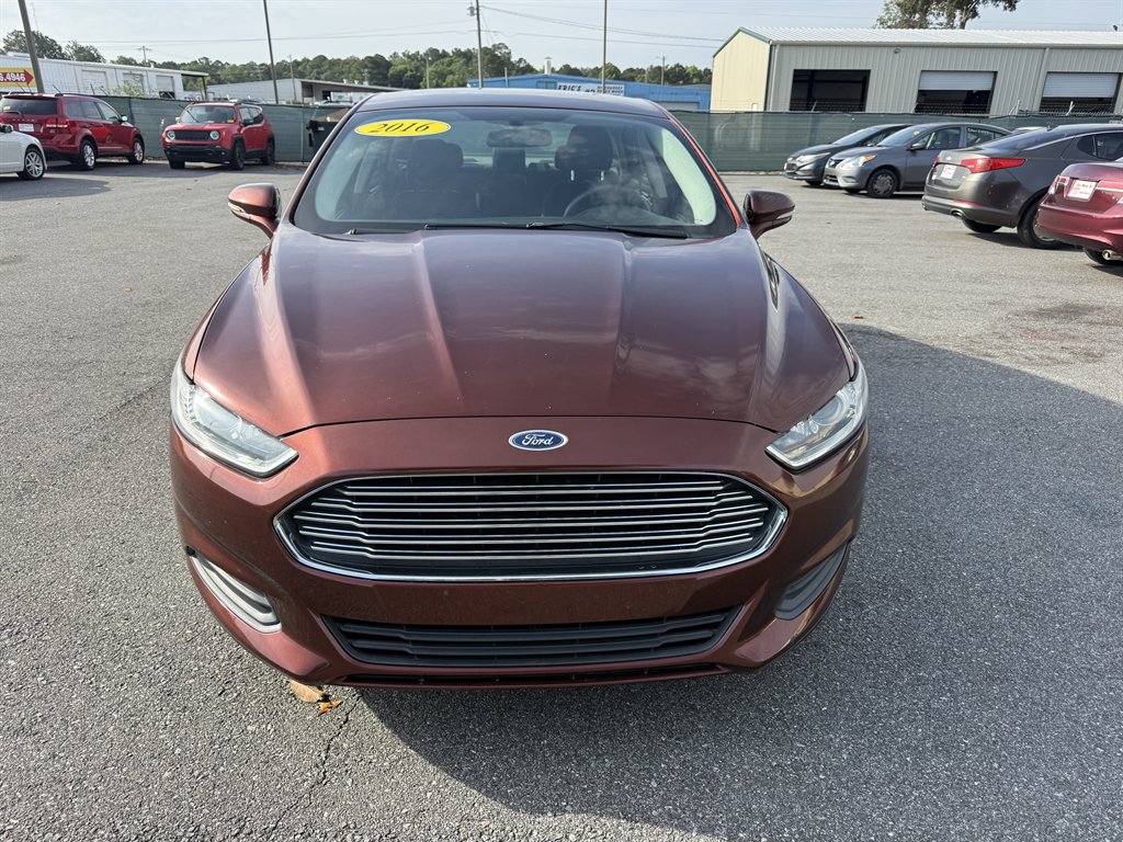 2016 Ford Fusion's photo